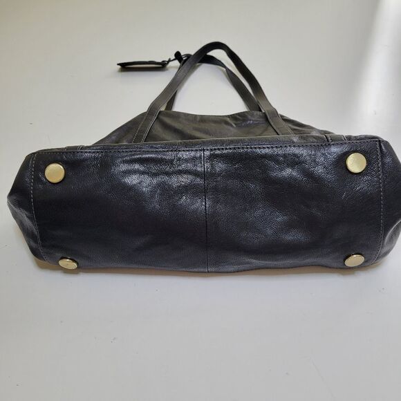 FOSSIL EXPANDABLE ZIP LEATHER BLACK TRIANGLE PURSE SHOULDER TRAVEL BAG - Picture 9 of 15